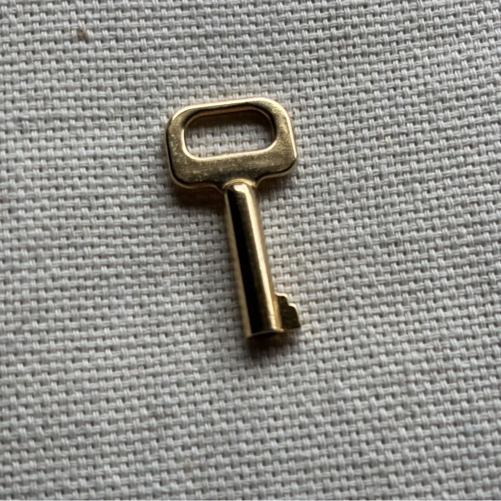 Louis Vuitton S Lock Key for Monceau / Spring Street /Dragonne Shiny Gold - Picture 4 of 5